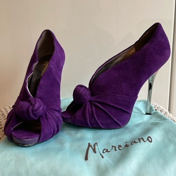MARCIANO Vintage - Purple with Silver Heels - Suede Knot Booties - Picture 5 of 9